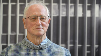 Malcolm Holmes